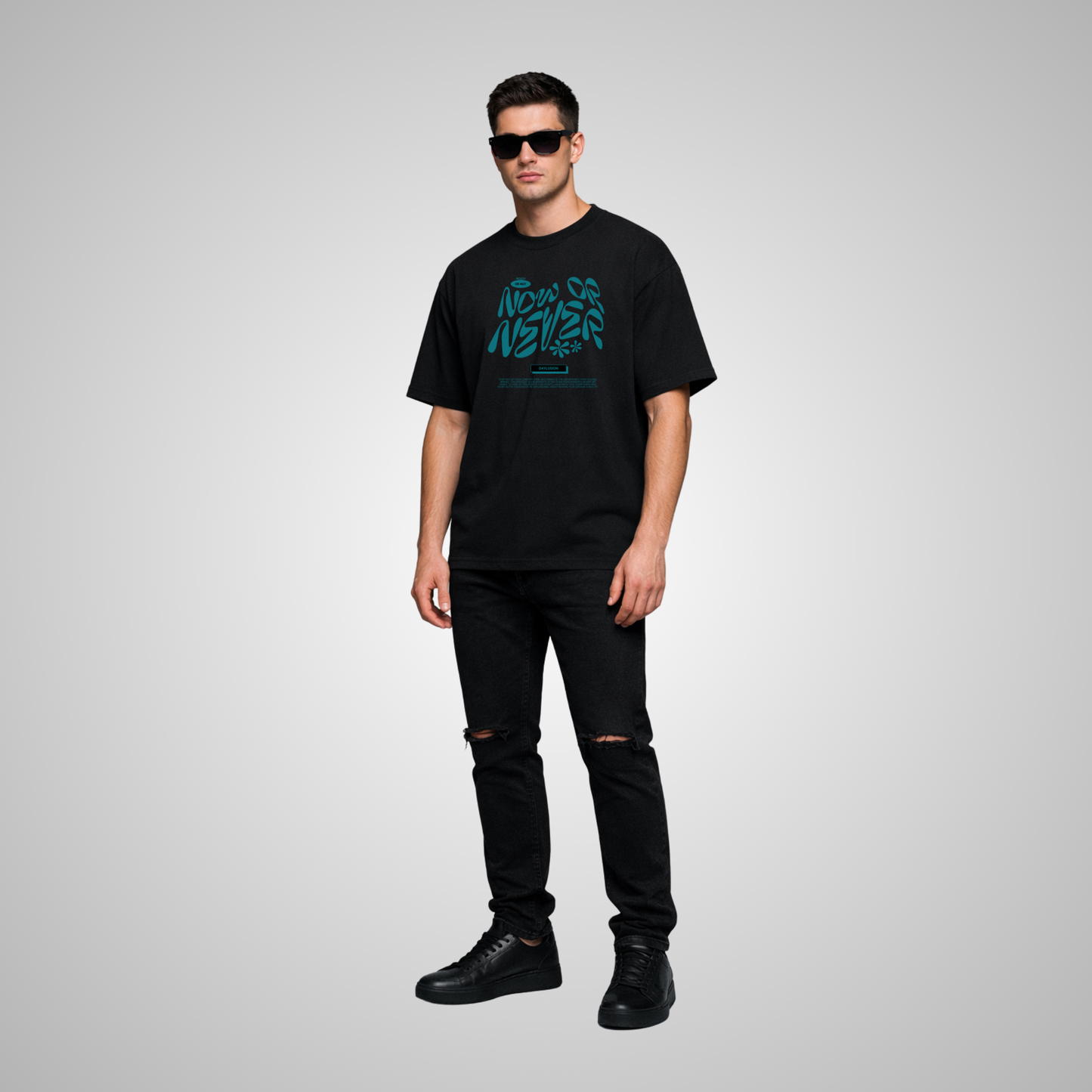 NOW OR NEVER OVERSIZED T-SHIRT